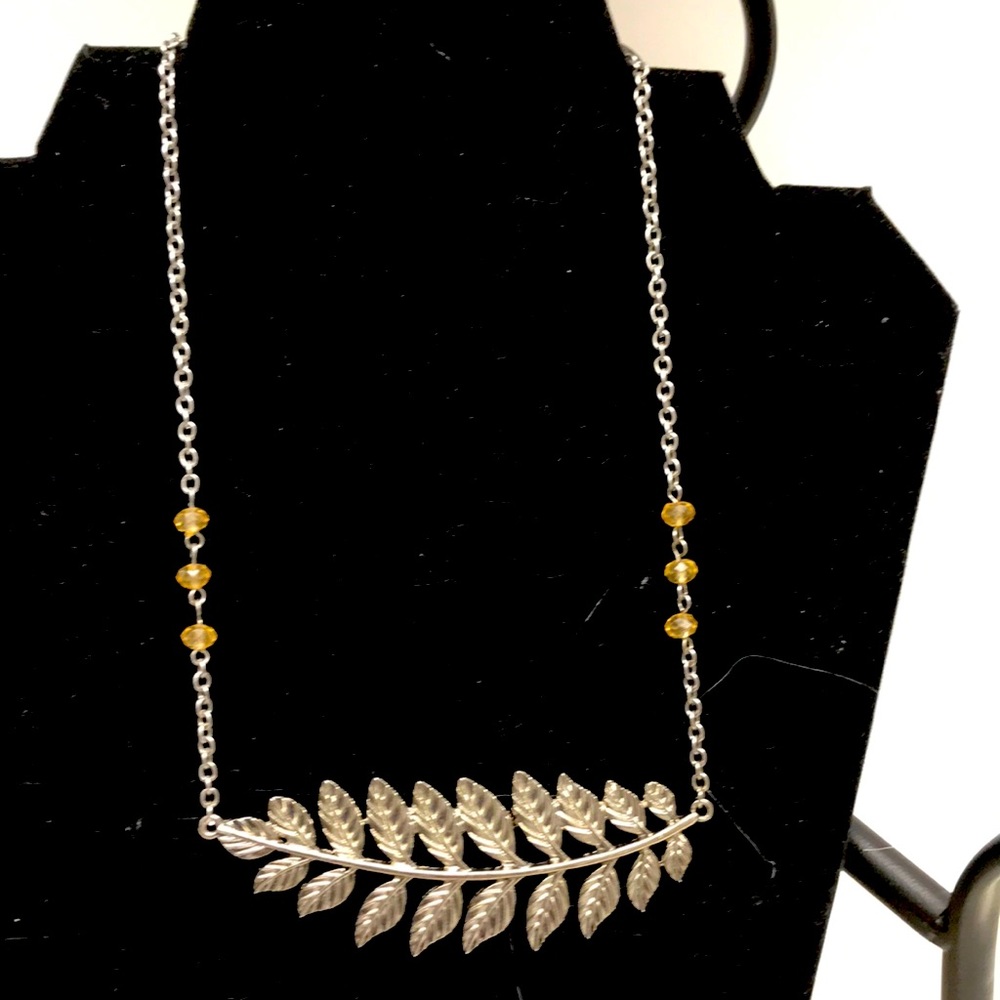 Statement necklace